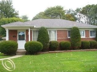 31660 Pagels Dr, Warren, MI