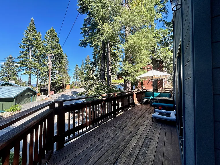 370 Snowbird Loop — Photo 14