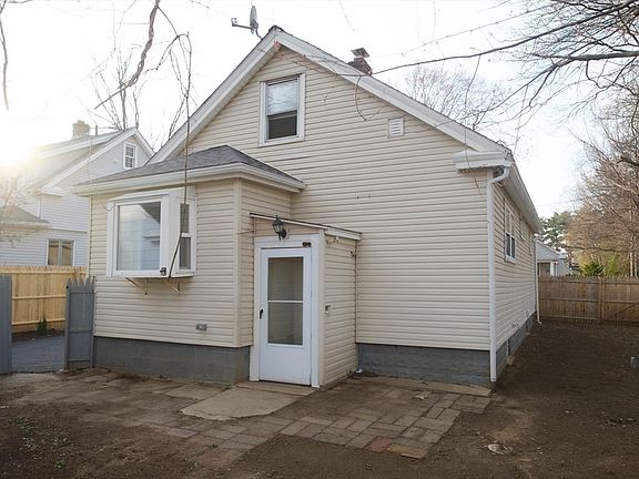 5th image of 23 Eldert St