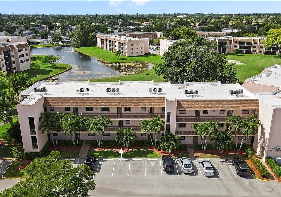 1st image of 10402 Sunrise Lakes Blvd APT 103