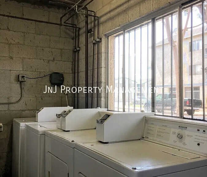 1101 E South St #205 — Photo 18