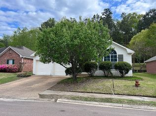 280 Azalea Ct, Brandon, MS 39047