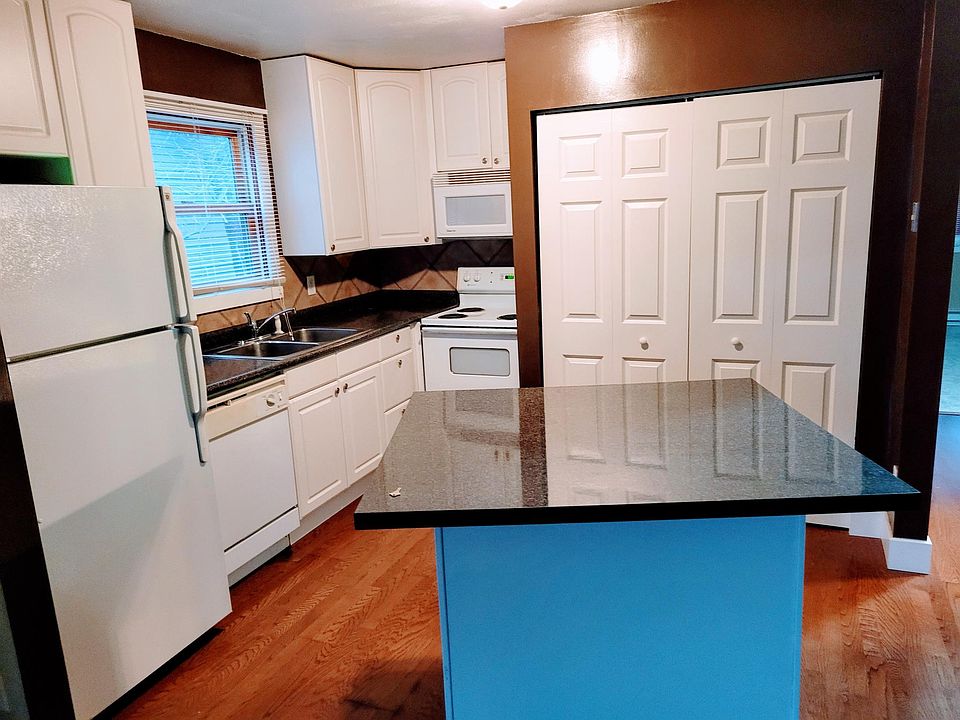 1st image of 14715 62nd St N APT 1