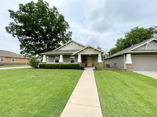 2546 E 5th Pl, Tulsa, OK 74104