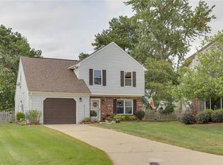 963 Fairborn Cir, Virginia Beach, VA 23464