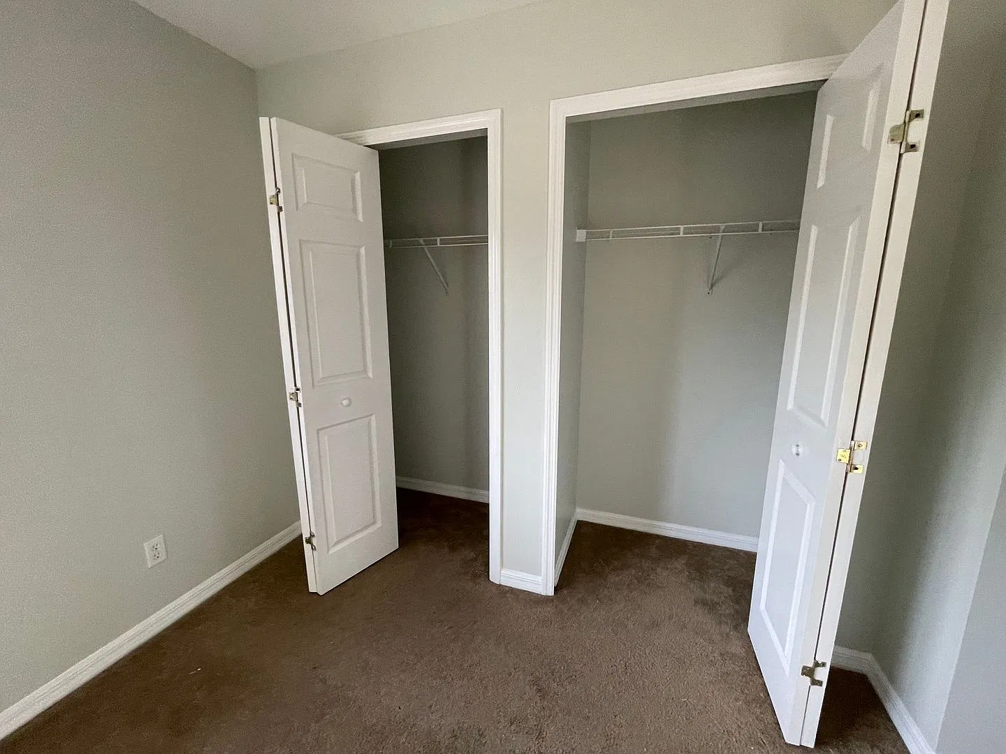 3430 Santa Barbara Blvd — Photo 2