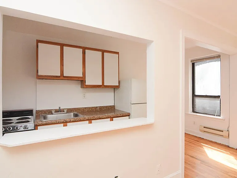 3345 N Marshfield Ave #904 — Photo 4