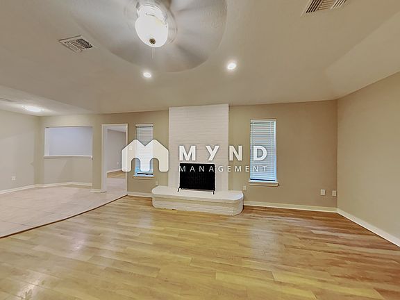 2nd image of 1206 Jeanie Ln