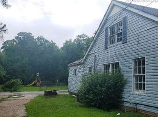 291 N Broad St, Forest, MS 39074