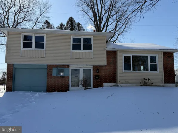 221 S Dillwyn Rd, Newark, DE 19711