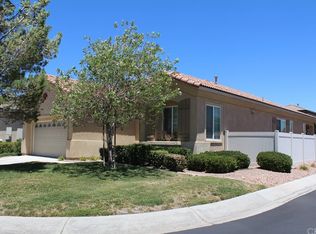 10039 Wilmington Ln, Apple Valley, CA 92308