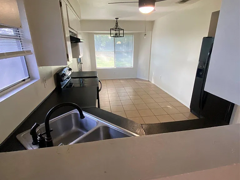 1508 No Mor Cv — Photo 11