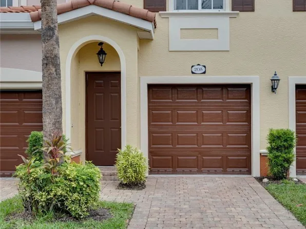 20321 Estero Gardens Cir Unit 205, Estero, FL 33928