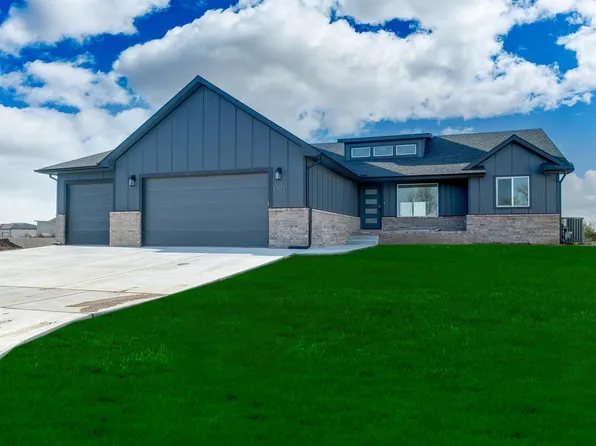 10513 W Graber Cir, Wichita, KS 67215