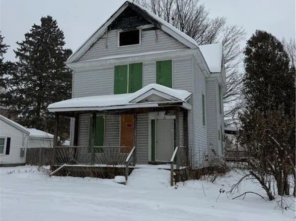 11 Flagg St, Whitesboro, NY 13492