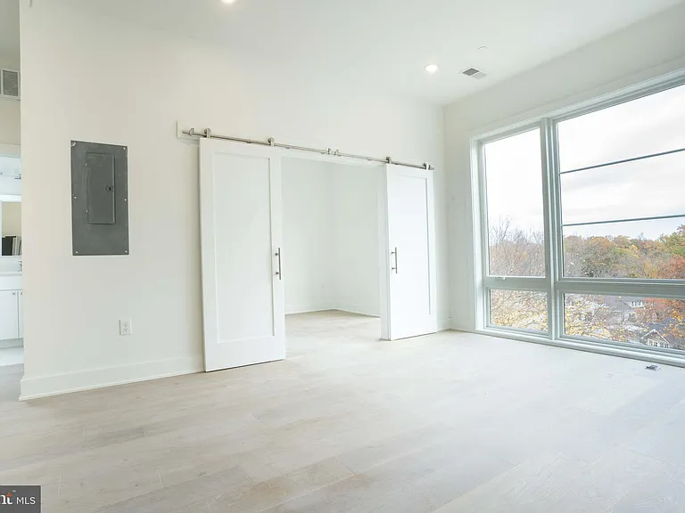 5301 Connecticut Ave NW #403 — Photo 4