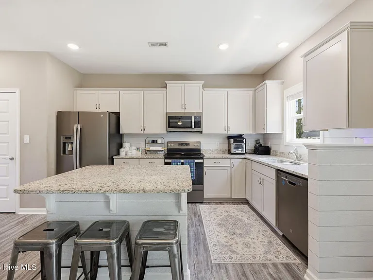 119 Station Yard Rd — Photo 8