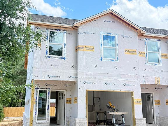 3rd image of 408 Walters Cir #3