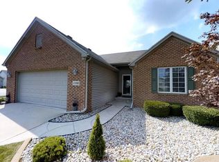 4308 Crystal Ridge Dr W, Maumee, OH 43537