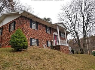 1432 Rocky Step Rd, Scott Depot, WV 25560