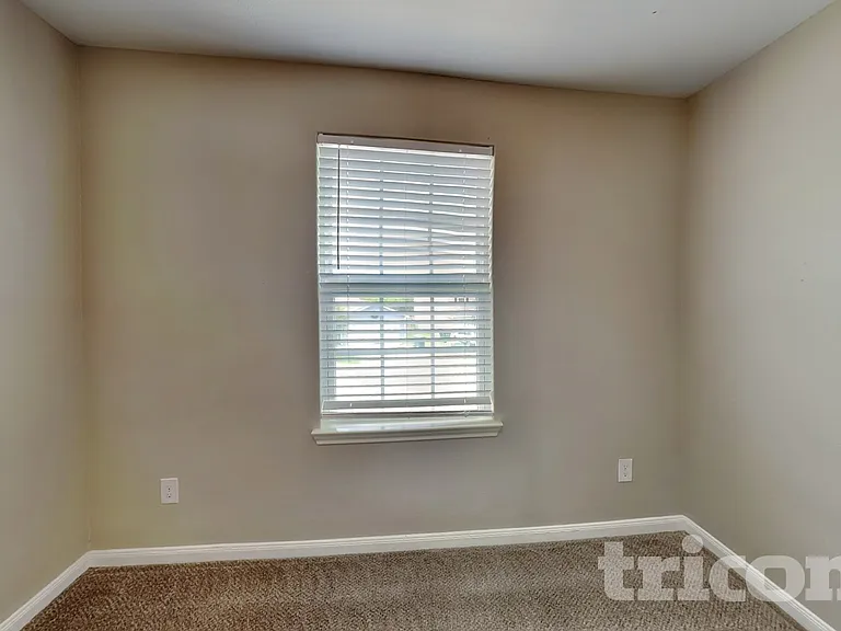 7538 Bowdre — Photo 10