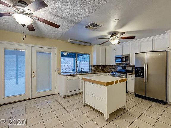 5th image of 316 Tamarack Dr