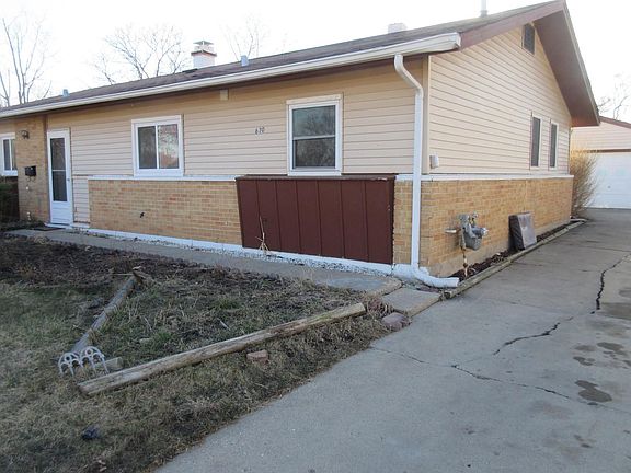 2nd image of 670 Western St