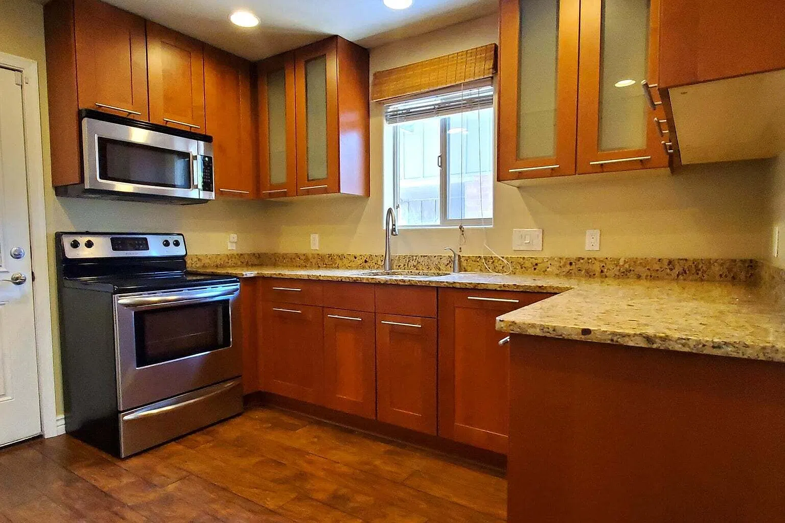 3302 East Pinchot Avenue - 10 — Photo 1