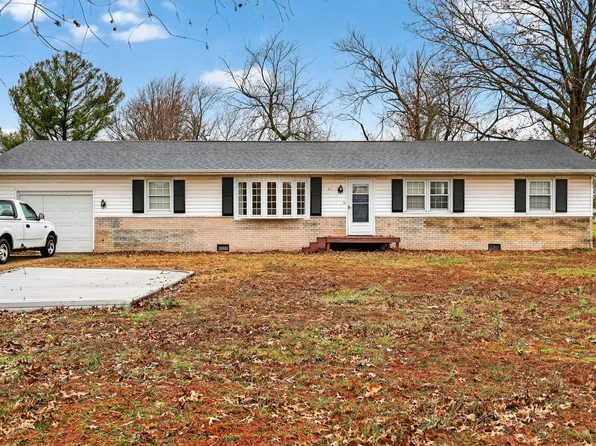 1531 Charleston Rd, Salem, IL 62881