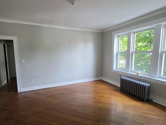 5th image of 6-8 Glenwood Ave #5