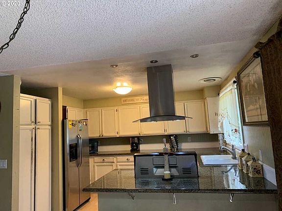 3rd image of 7510 NW 11th Ave