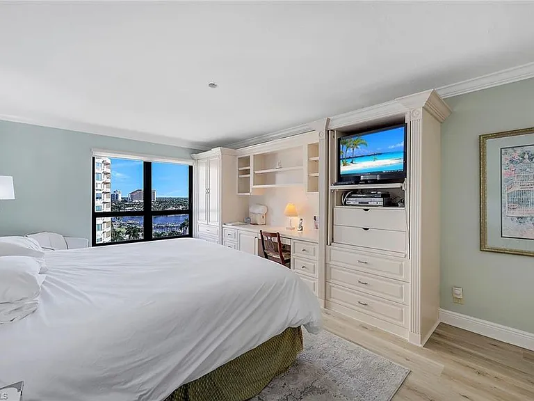 4451 Gulf Shore Blvd N #1205 — Photo 18