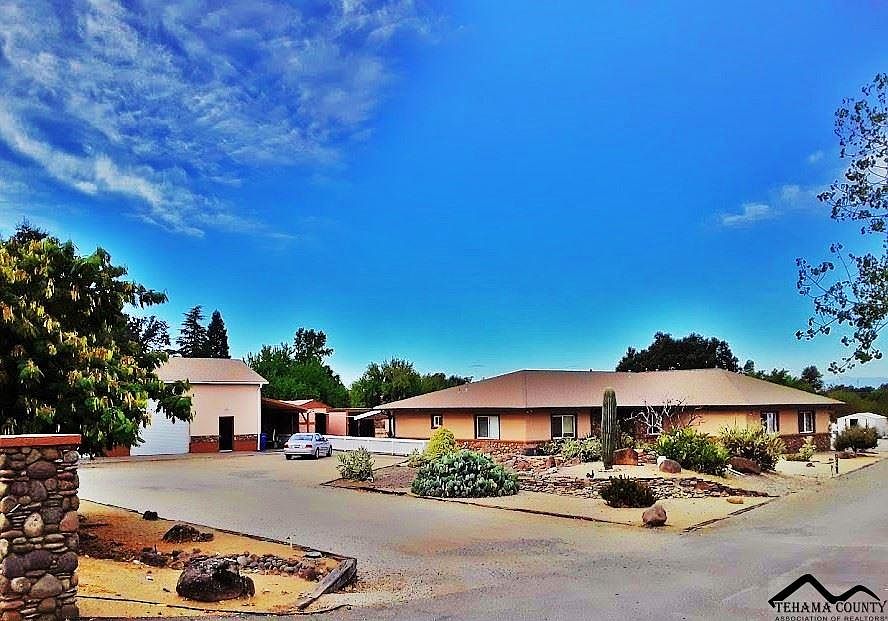 1st image of 8285 Sherwood Blvd