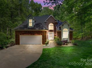 4516 Stryker Dr, Matthews, NC 28104