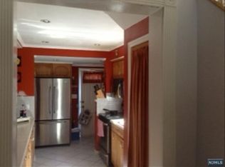 34 Hackensack Ave, Ridgefield Park, NJ 07660