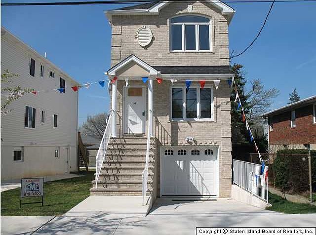 1st image of 18 Linwood Ave