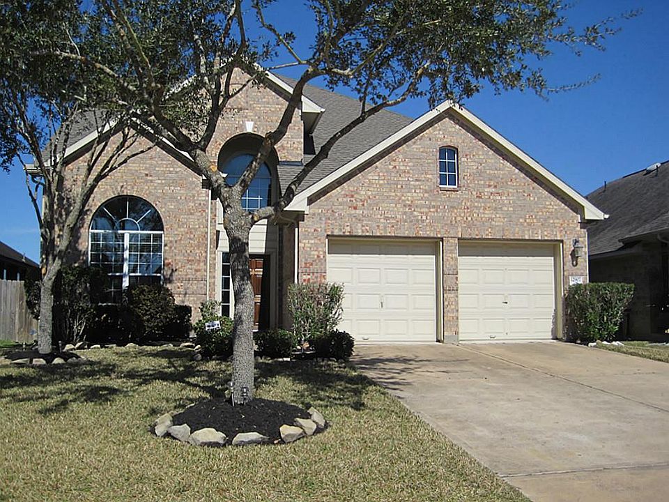 1st image of 12907 Crestwind Dr