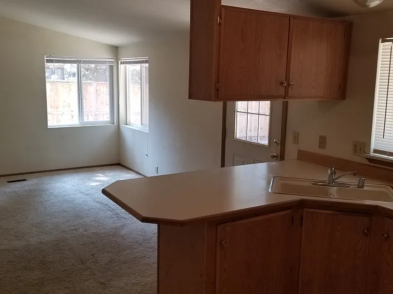 60115 Crater Rd — Photo 11