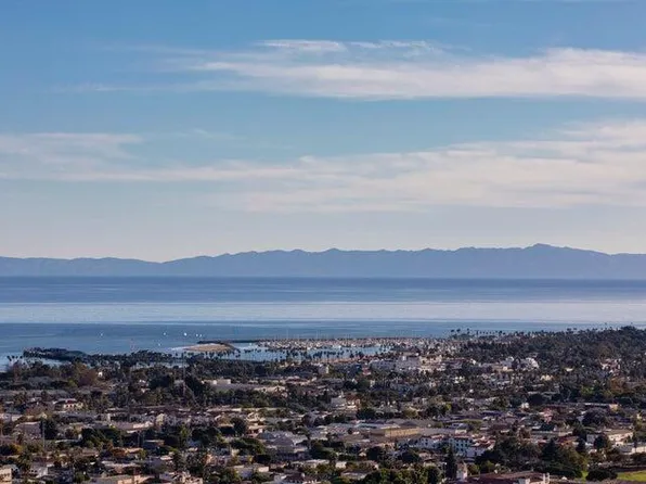 922 Roble Ln, Santa Barbara, CA 93103