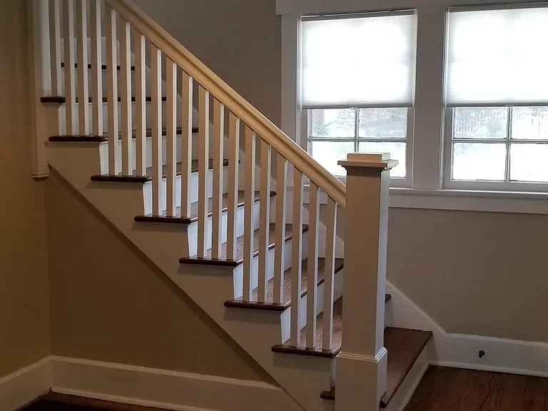 Stair - Entry Hall
