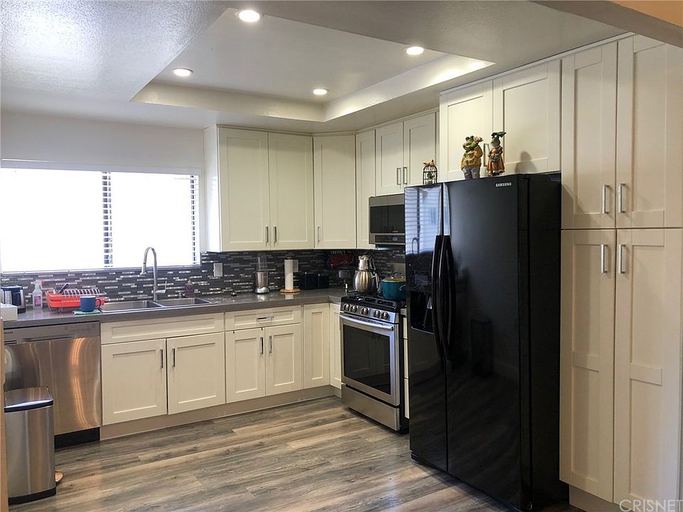 1st image of 21535 Erwin St Unit 119