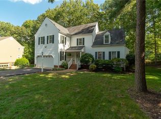 5717 Grove Forest Ct, Midlothian, VA 23112