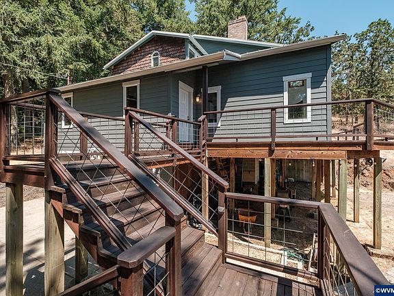 3rd image of 34935 Northernwood Dr