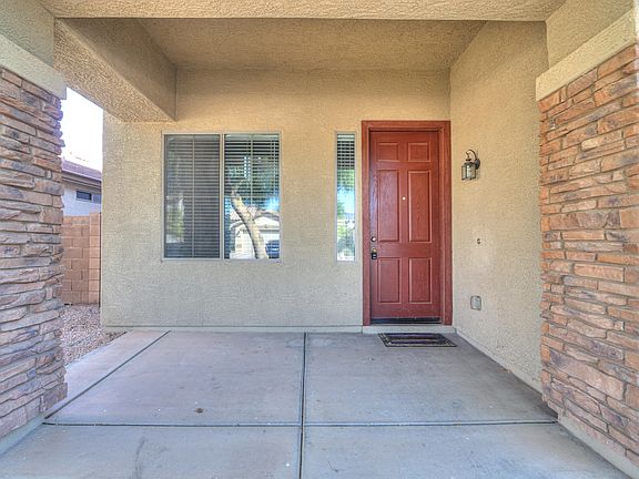 2nd image of 41753 W Somerset Dr