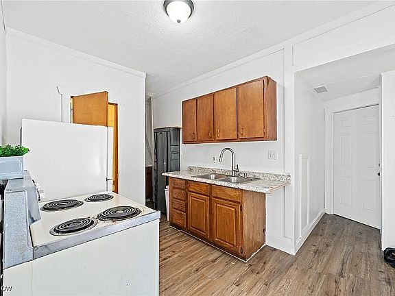 5th image of 315 E 156th St #2