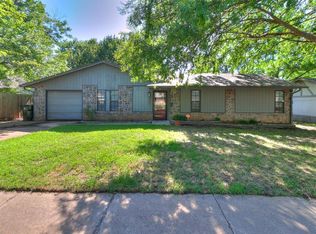 1916 Twin Tree Dr, Norman, OK 73071
