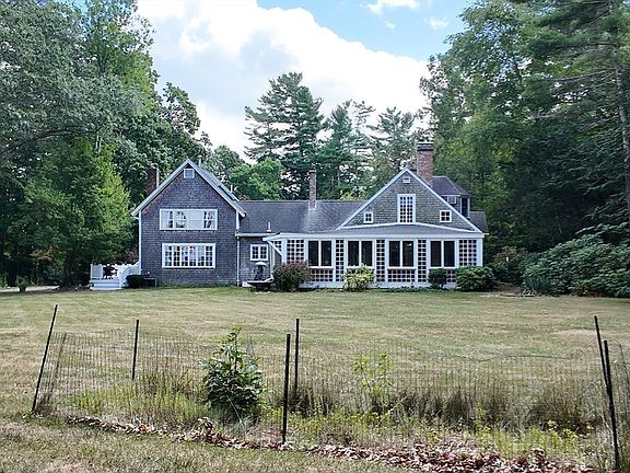 3rd image of 151 Plymouth St