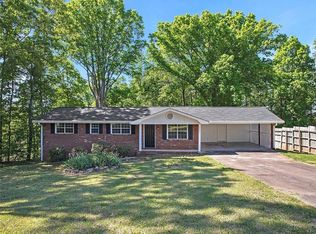 6096 Pebble Dr, Douglasville, GA 30135