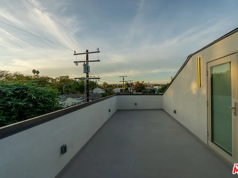 4041 Sawtelle Blvd #C — Photo 24