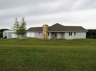 10548 267th St, Bernard, IA 52032